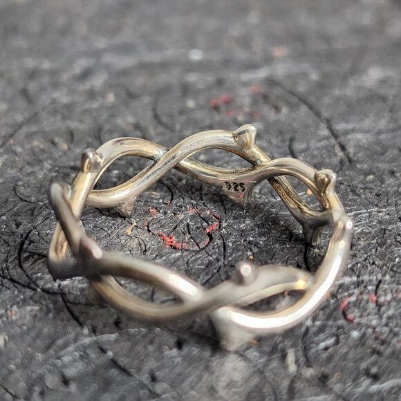 925 Sterling Silver Thorns Roses Ring Regal Rose Goth Punk - Picture 2 of 2